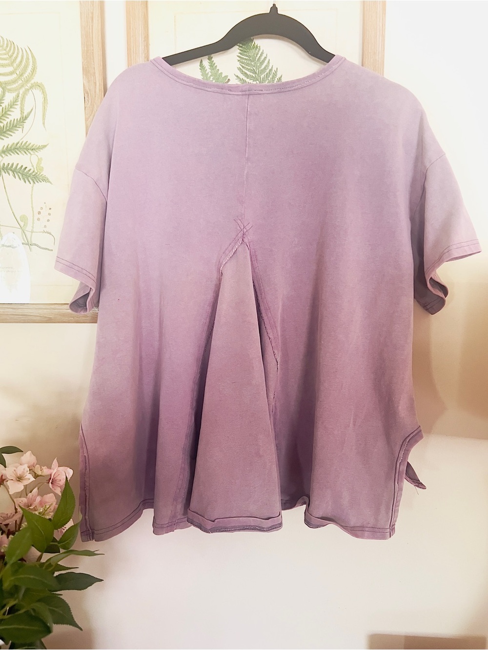 easel Lavender Star Patch Ribbed Neck Tee - Picture 4 of 4